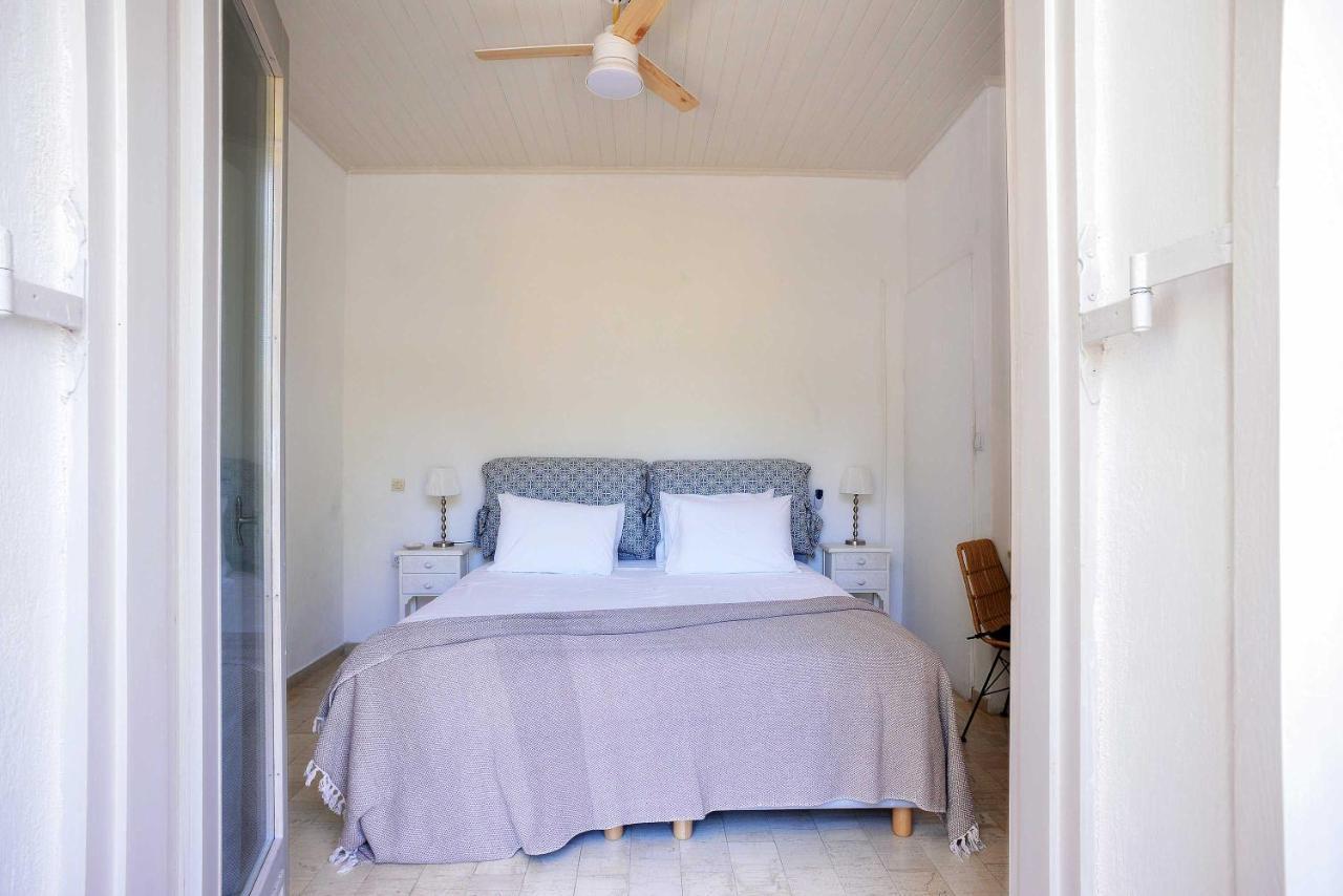 New! Paxoswhite Sea View Apartments & Studios! Gaios Exterior foto