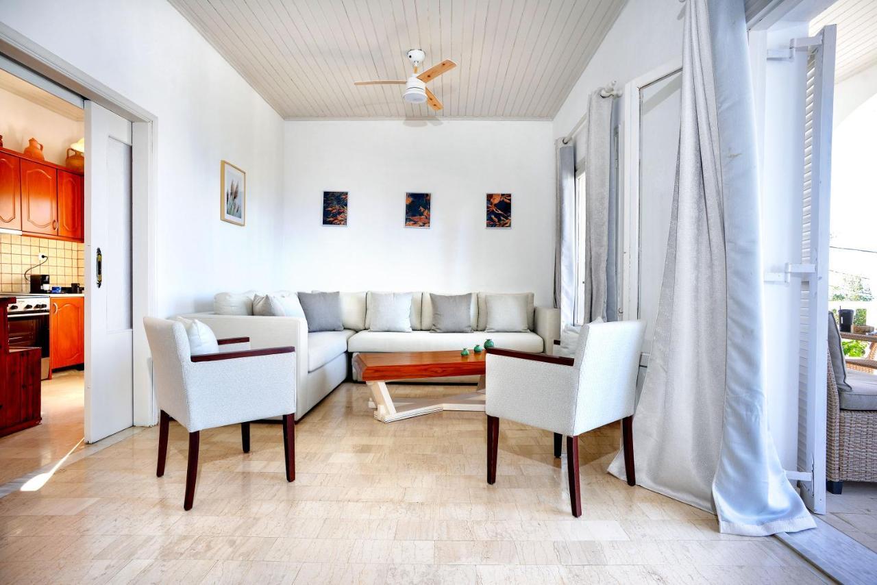 New! Paxoswhite Sea View Apartments & Studios! Gaios Exterior foto