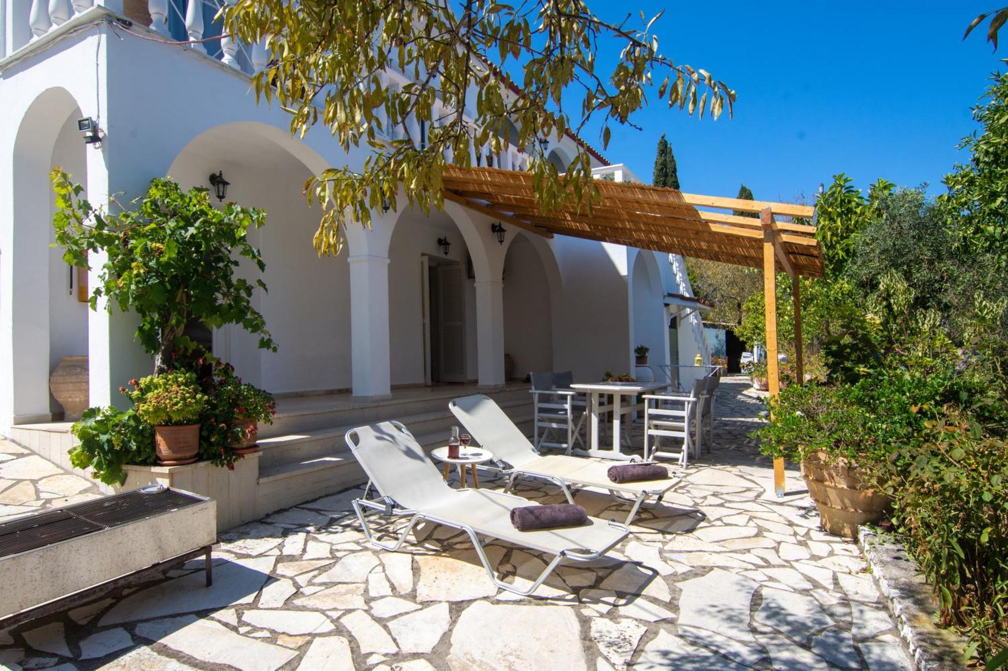 New! Paxoswhite Sea View Apartments & Studios! Gaios Exterior foto